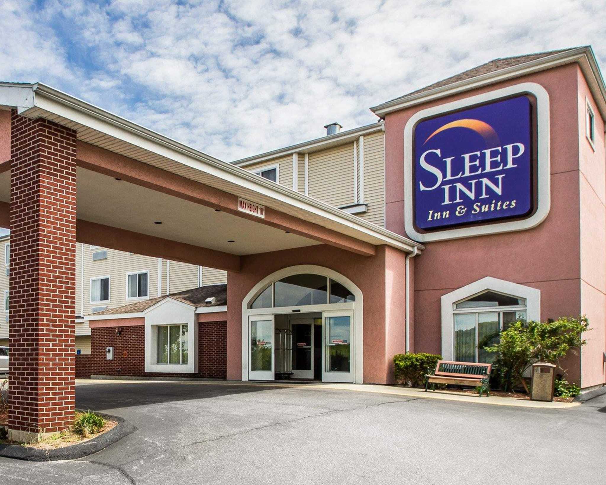 Sleep Inn &  Suites in Niantic, CT