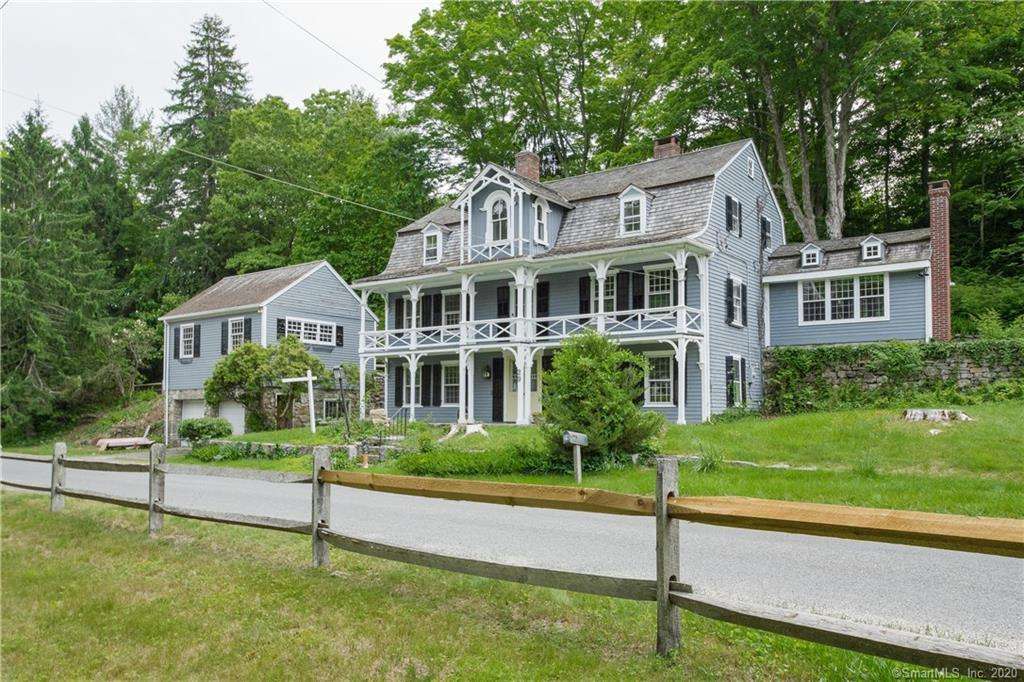 c.1804 Historic Waterfront Home For Sale on 1.16 Acres in Lyme CT ...